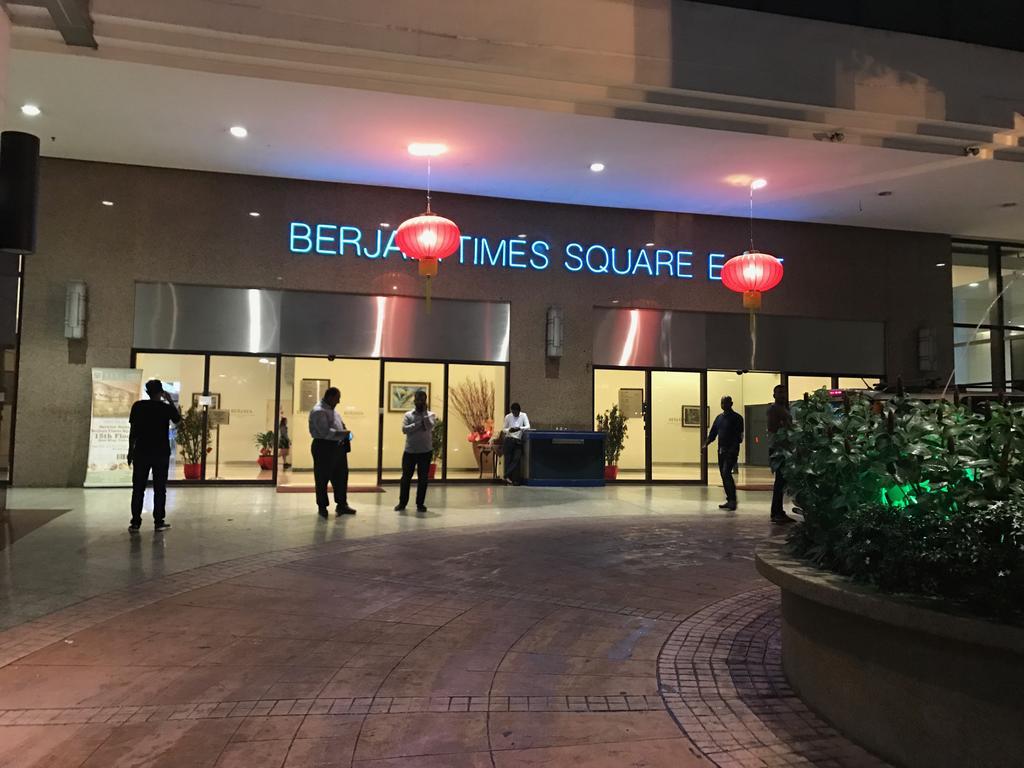 Kl Bintang Suites @ Times Square Куала-Лумпур Экстерьер фото